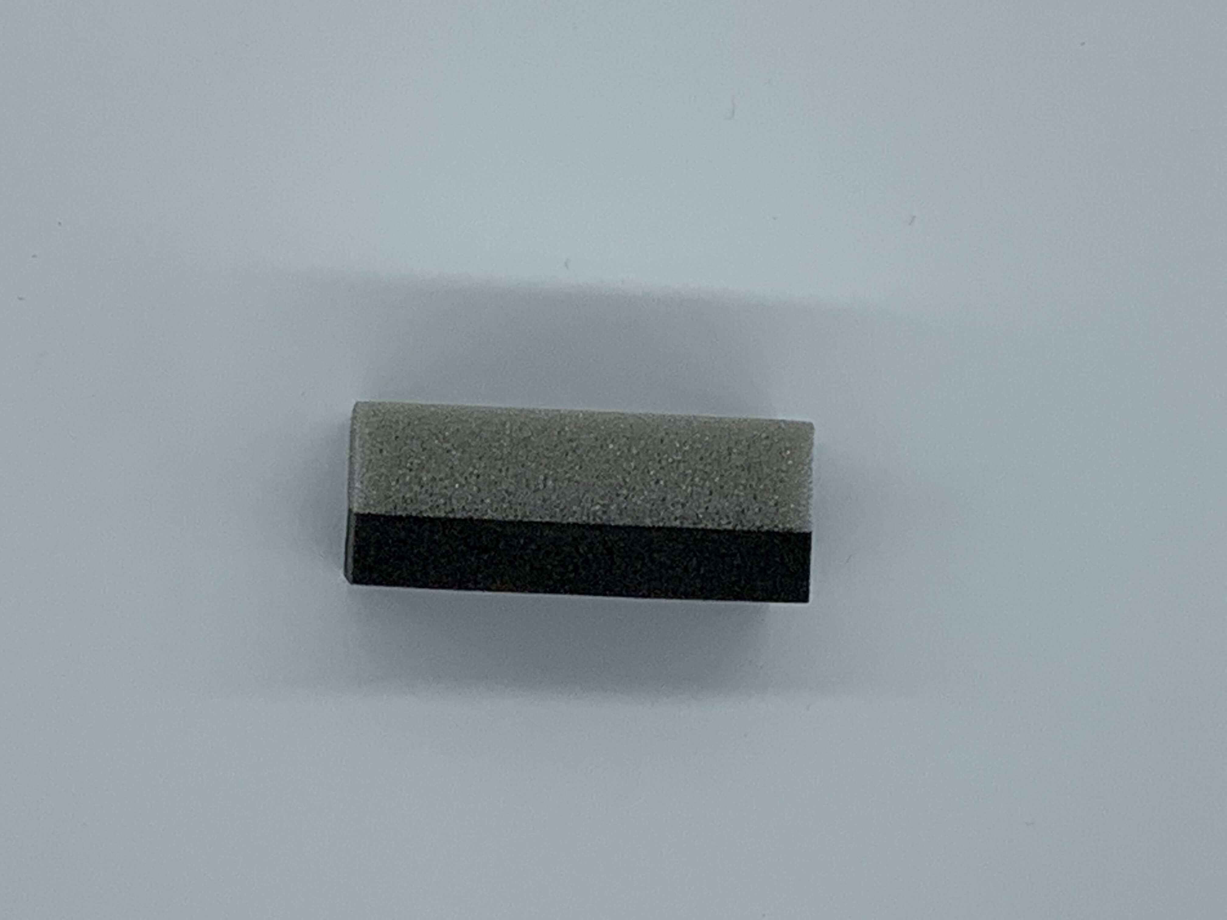 グローブ手入れ用スポンジ(横側）
